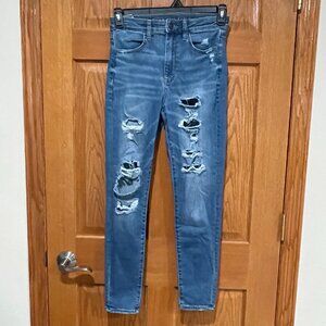AMERICAN EAGLE Women's 6 Reg Super Hi-Rise Jegging Crop Distressed Blue Jeans